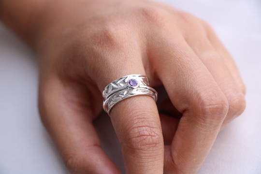 Energy Stone "CROWN CHAKRA" Faceted 5mm Amethyst Silver Meditation Spinning Ring